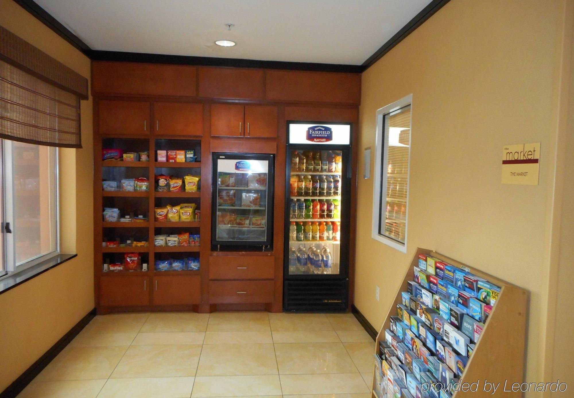 Fairfield Inn & Suites Houston Ченелвью Екстер'єр фото